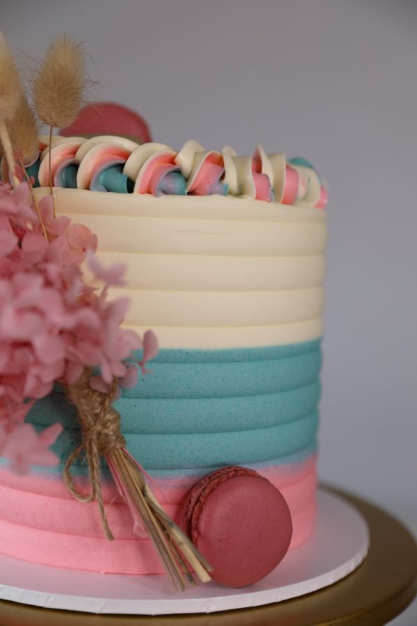 Dried Flower Theme Birthday Cake - Image 2